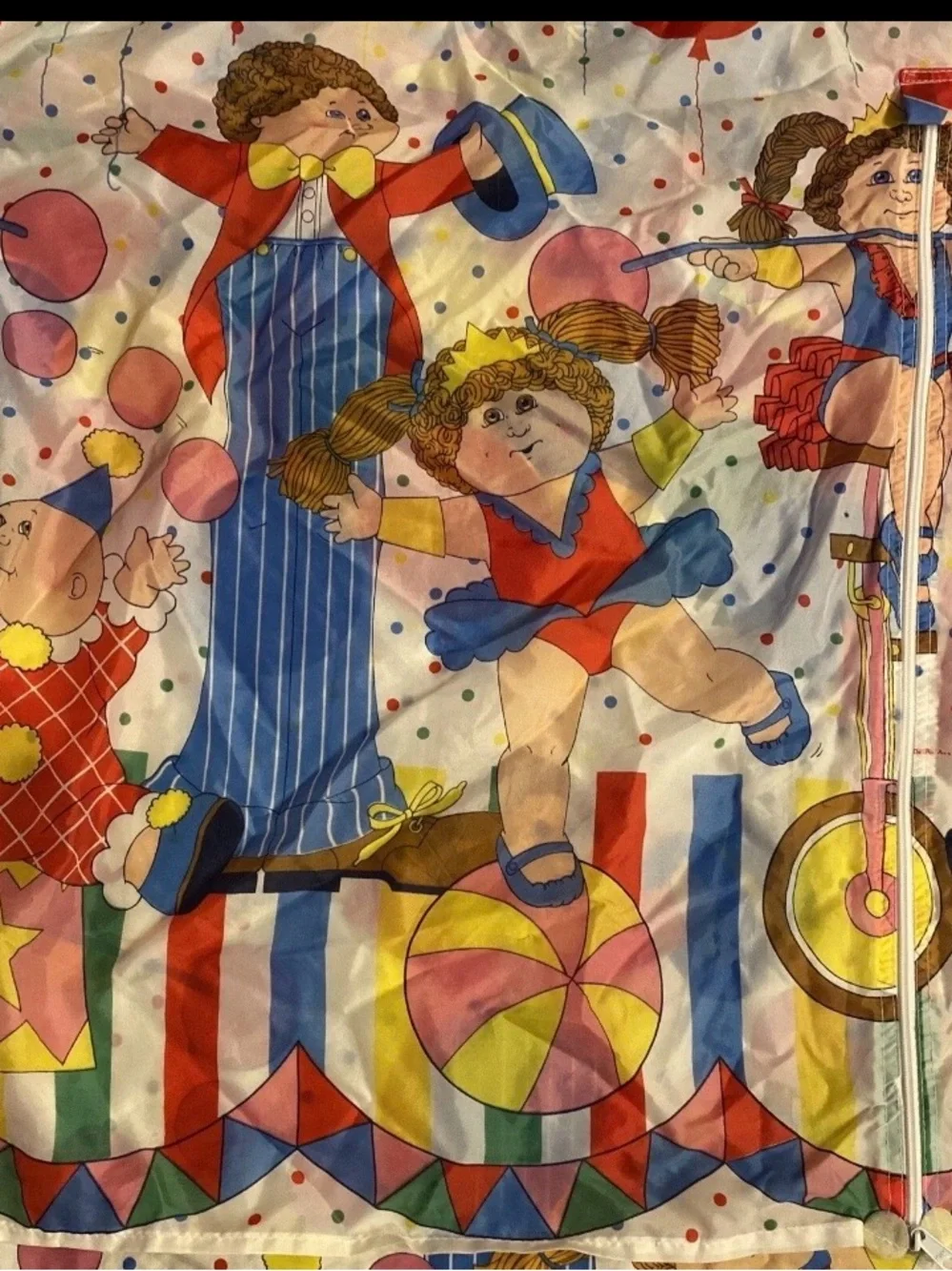 Cabbage patch kid Vintage circus tent bed fort/tent with twin sheet
